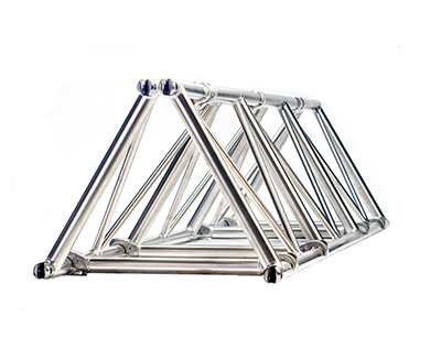 Folding triangle truss 26 spigoted